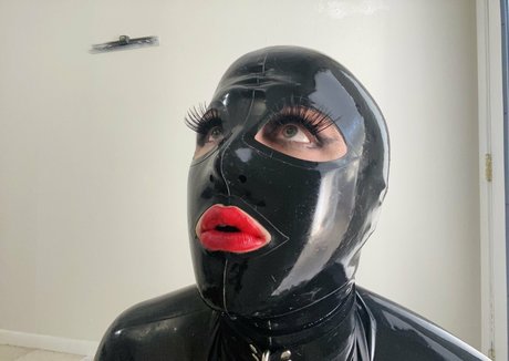 luciaandleighlatex top hübsche bild