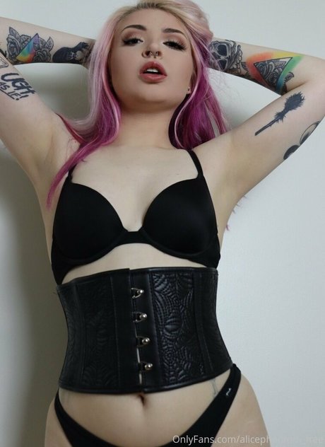 alicephantom free heiße nackte bild