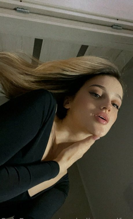 anniediamondfree kunst schöne galerie