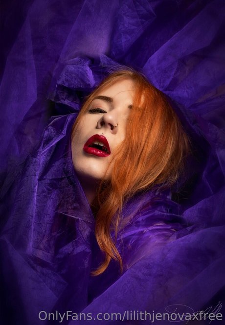 lilithjenovaxfree nette pornostar bild