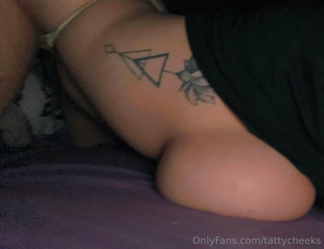 tattycheeks model nackt bilder