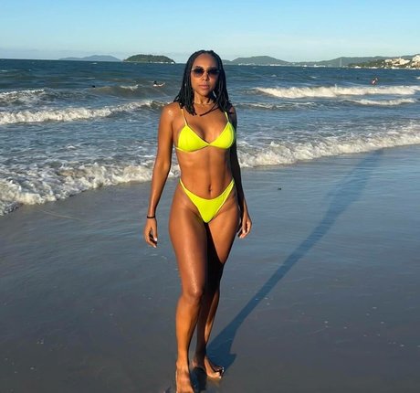 Negra Li perfekte nackten foto