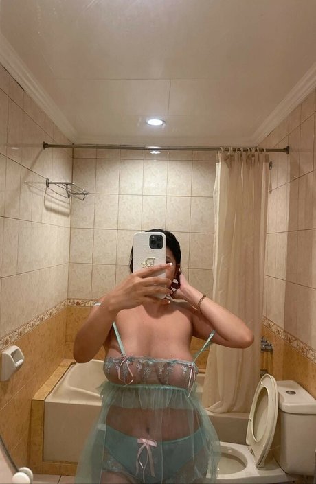 Arnie Celeste perfekte pornostar bilder