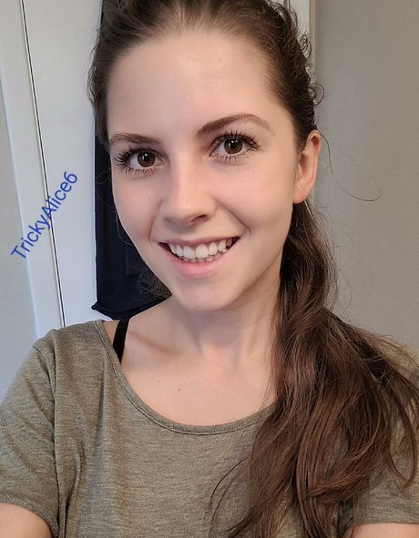 Trickyalice6 porno sexy fotos