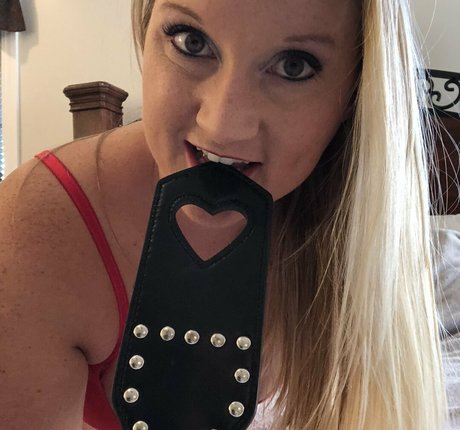 bouncybritneyvip schauspielerin kunst bild