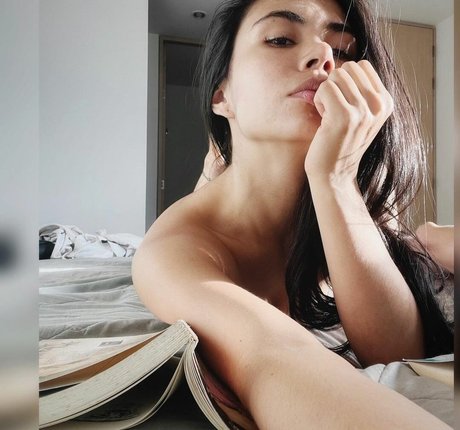 vollbusige rothaarige teen onlyfans freie pornographische foto