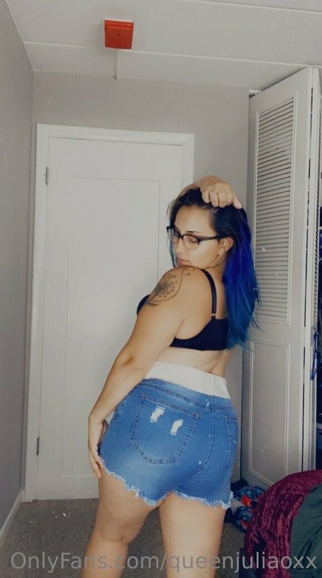 queenjuliaoxx sexy nacktheit fotos