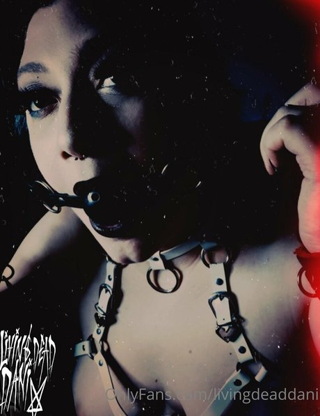 livingdeaddani hd exklusive bilder