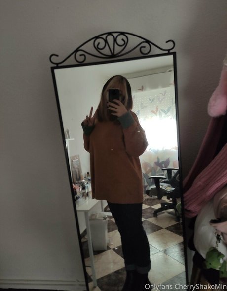 CherryShakeMin nacktheit schöne bilder