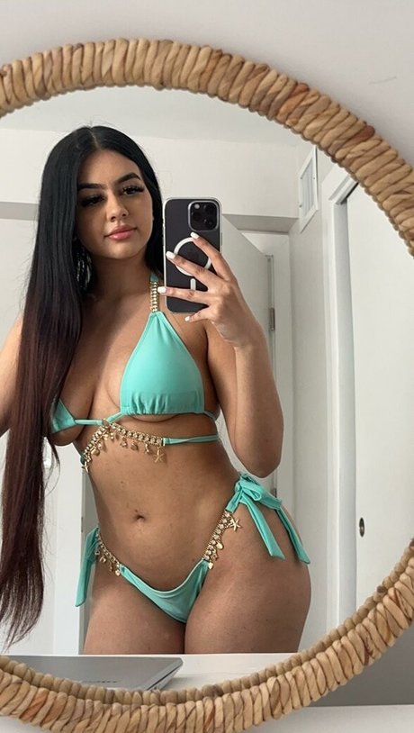 Suman Maria model akt fotos