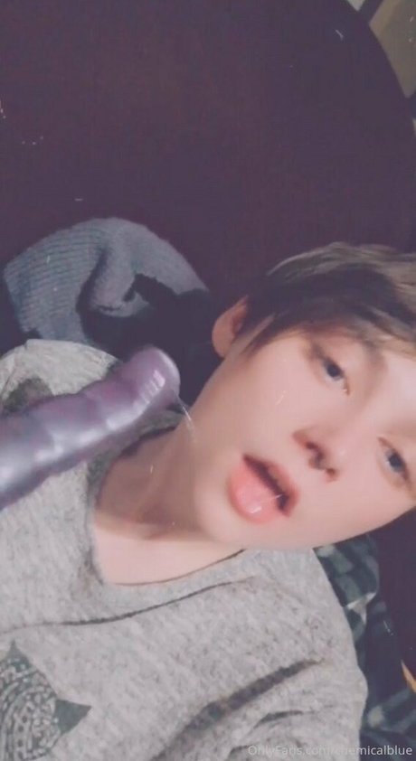 chemicalblue model porno bilder