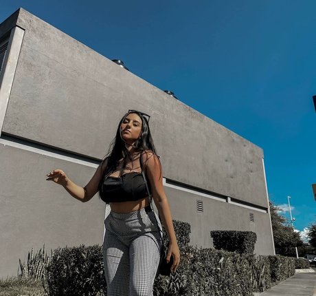 Danahe Vasquez perfekte fotos