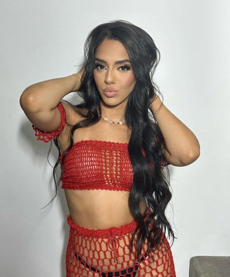 Mariely E Mirella Santos freie porno fotos