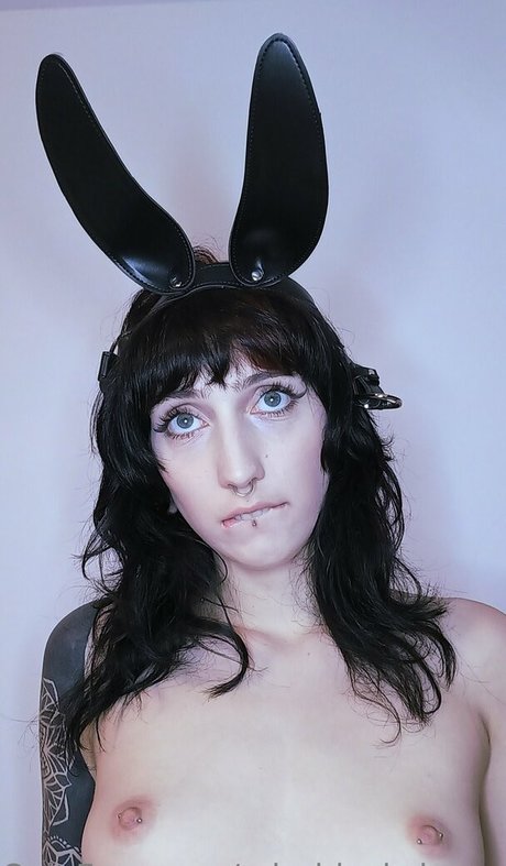 missblackcherry schauspielerin nette bilder