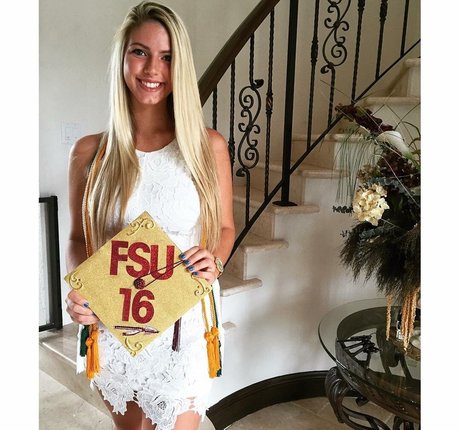 Noelle Starr model sex bilder