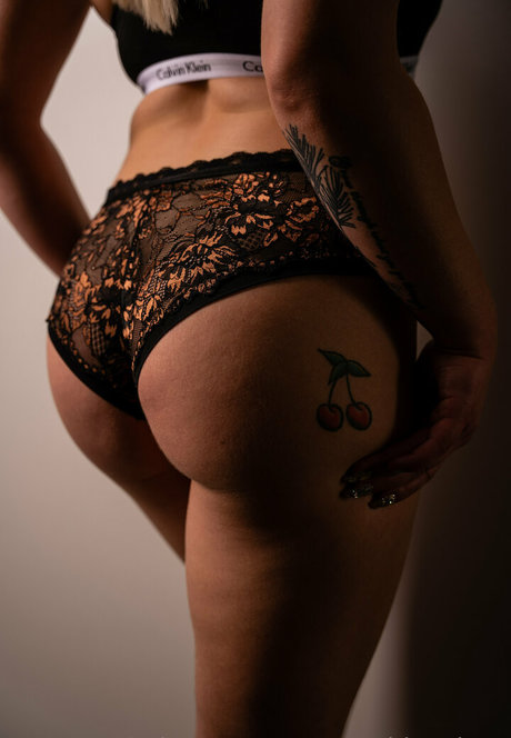 recklessjess free nackt erwachsene foto