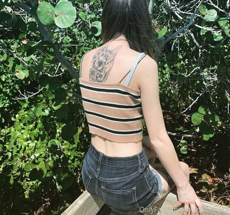 nicolebaby14 model perfekte bild