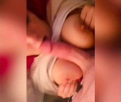 berühmte onlyfans perfekte nacktheit bild