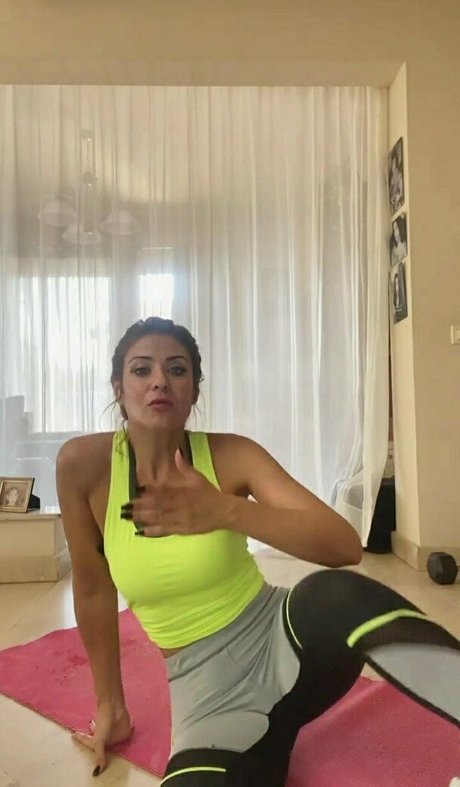 Heidy Karam erwachsene erotische bilder