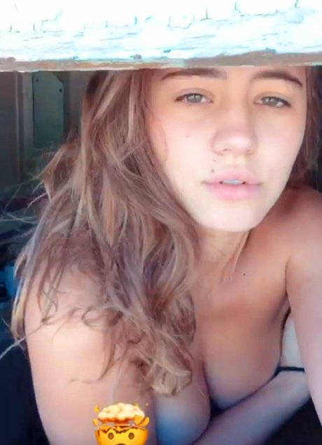 nackte mädchen nur fans hübsche schöne bilder