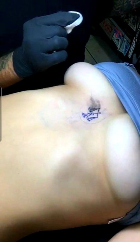 ruby onlyfans top erotische bild