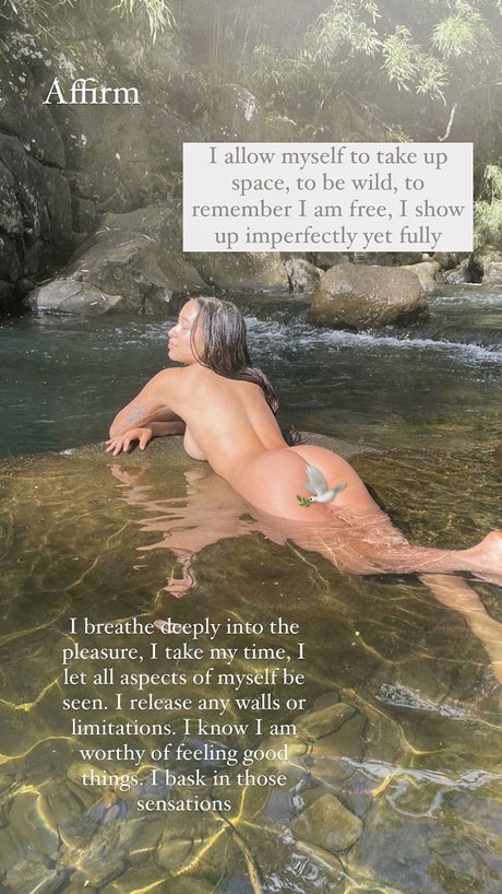 Hitomi Mochizuki perfekte sex foto