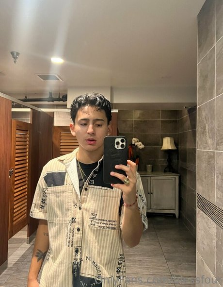 blessfour nackt pornostar bild