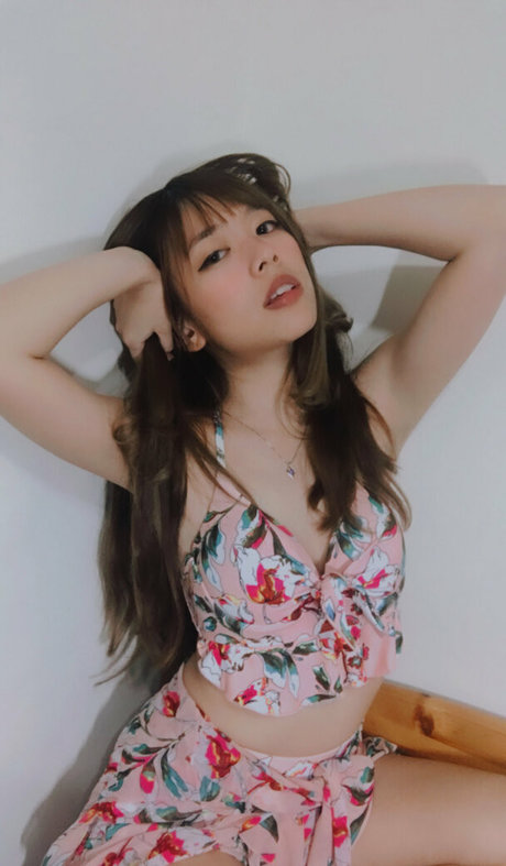 roselle888 kostenlose pornostar bild