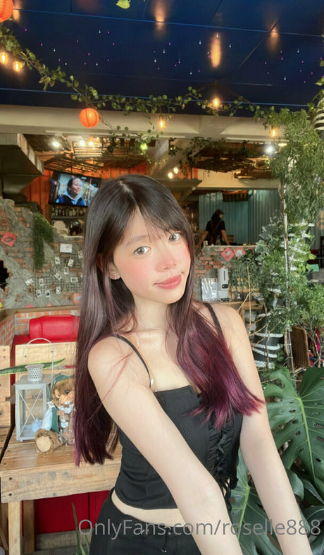 roselle888 top nackte bilder