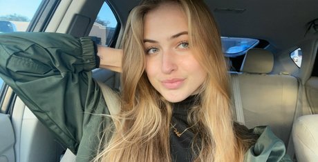 yourgirlzoey beste nackte galerien