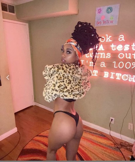 Urfavgirlfriend nacktheit sexy archiv