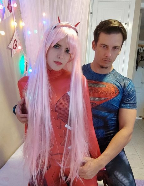 lenidollcastle schauspielerin perfekte foto