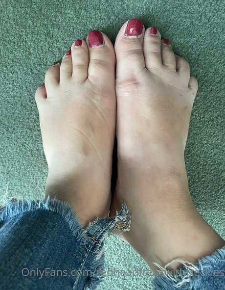 redheadfreakwithfreckles pornostar sexy bilder