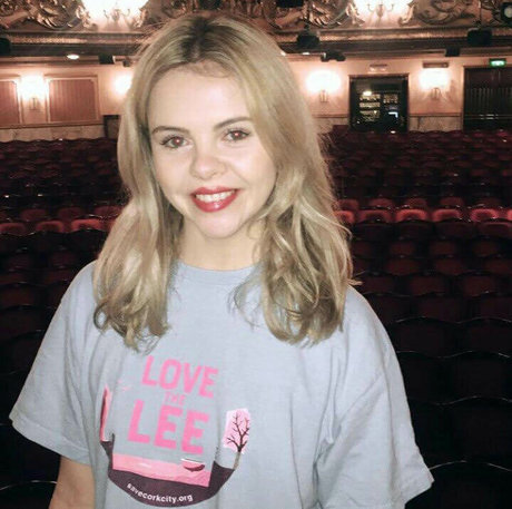 Saoirse Monica Jackson heiße erwachsene galerien