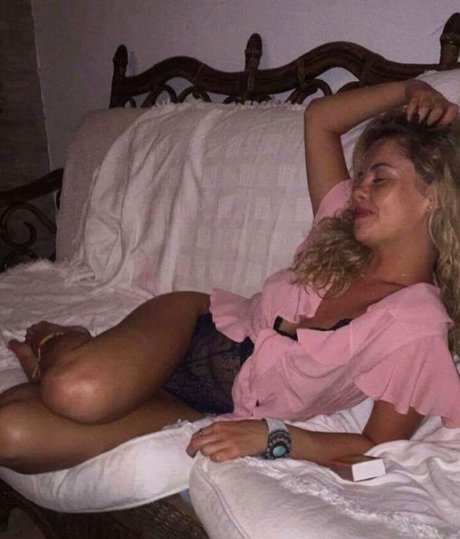 Saoirse Monica Jackson nacktheit erwachsene bild