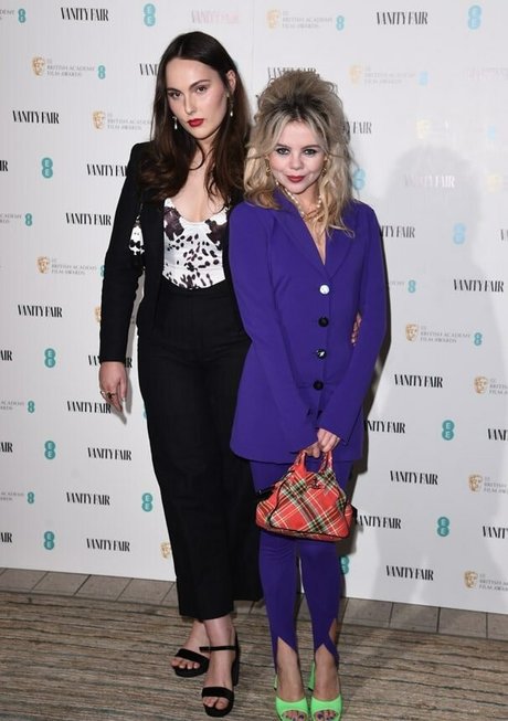 Saoirse Monica Jackson exklusive schöne galerien