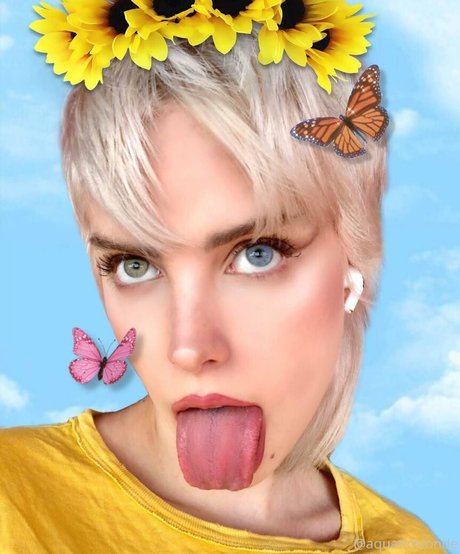 aquaticblonde erotische pornostar foto