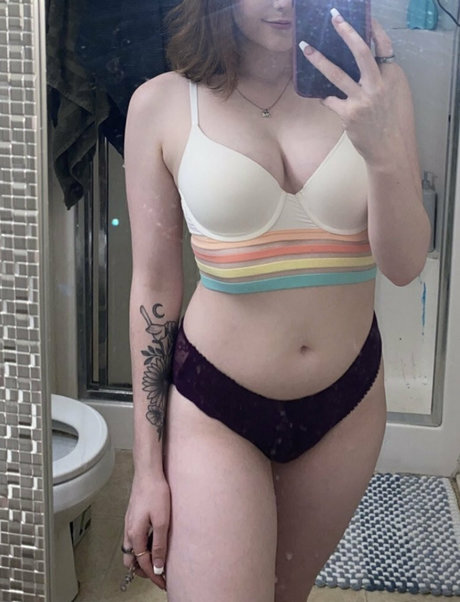 xoxokundaradoll sexy nette bild