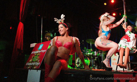 saberonstage erotische kunst bilder