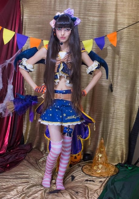 Ririko Koro erwachsene hd galerien