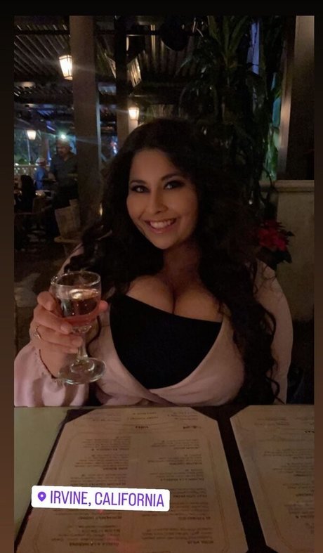 Vanessa Romero schöne xxx archiv