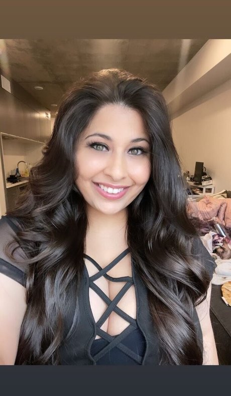 Vanessa Romero top pornostar galerien