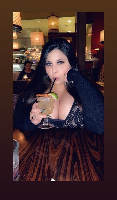 Vanessa Romero sexy pornostar fotos