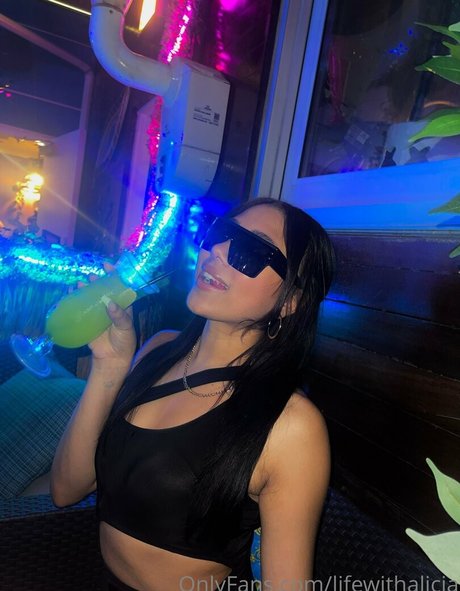 lifewithalicia erwachsene nackten bilder