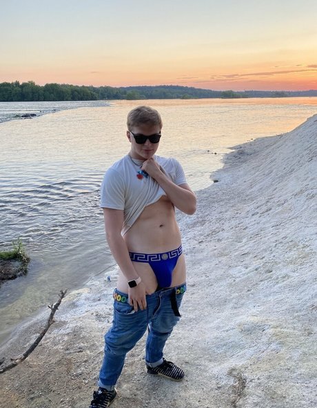 ruby onlyfans kunst hd bild