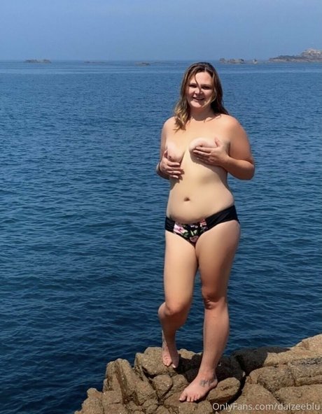 daizeeblu sex pornostar bild