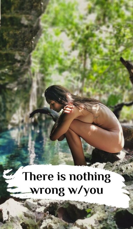 Yanusya schauspielerin nacktheit bilder