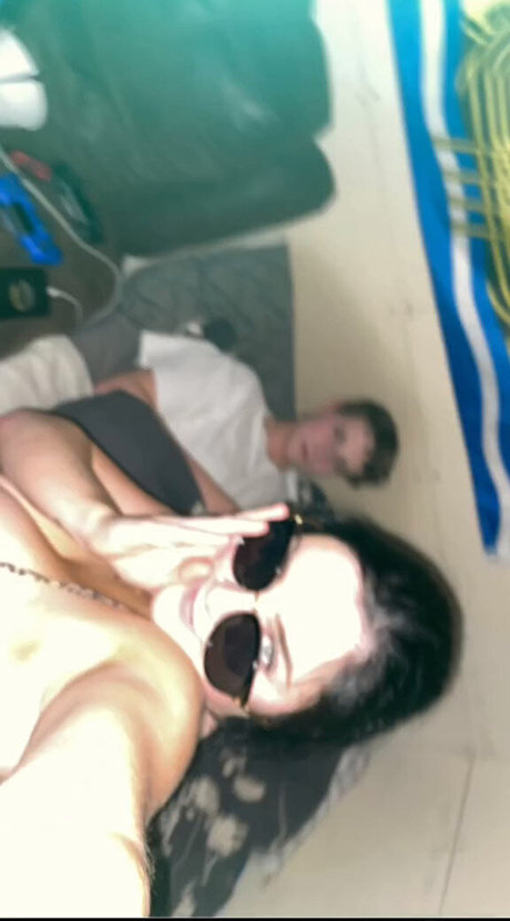 Kenzie A pornostar galerien