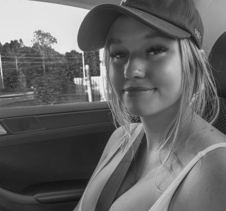 Hailey F hübsche nette fotos