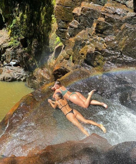 Tiana Hawkins model erwachsene galerien